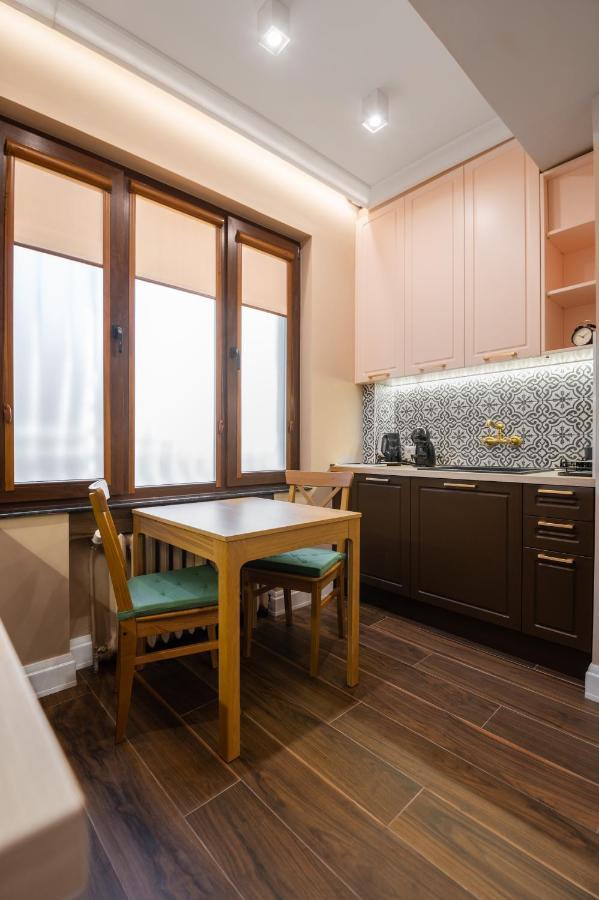 Charming Pastel 1bd Flat In The Heart Of By Flat Mаnager Appartamento